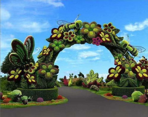 逼真孔雀開(kāi)屏五色草造型定制價(jià)格與四川廠家自產(chǎn)自銷代理服務(wù)